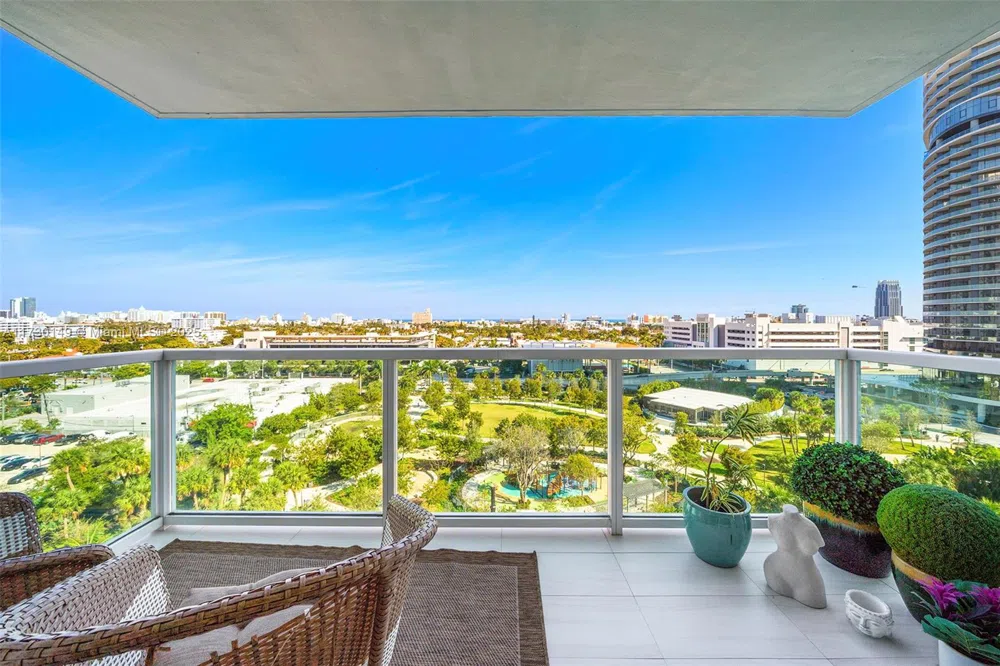 650 West Ave #1004 Miami Beach, FL 33139