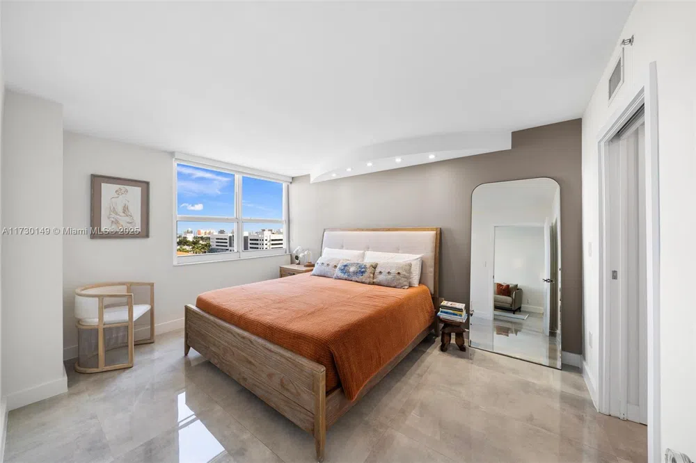 650 West Ave #1004 Miami Beach, FL 33139