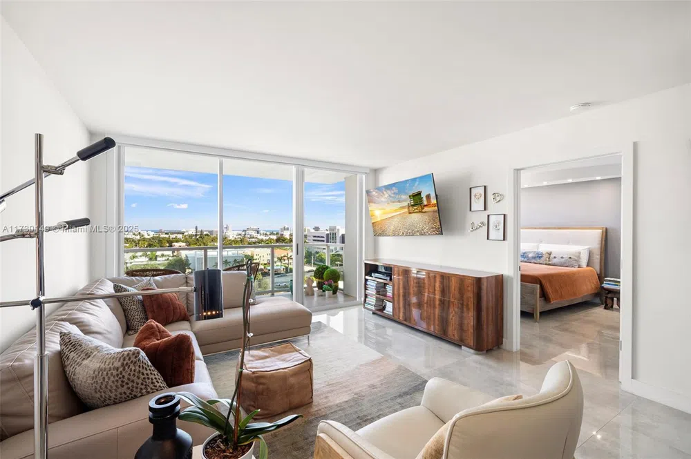 650 West Ave #1004 Miami Beach, FL 33139