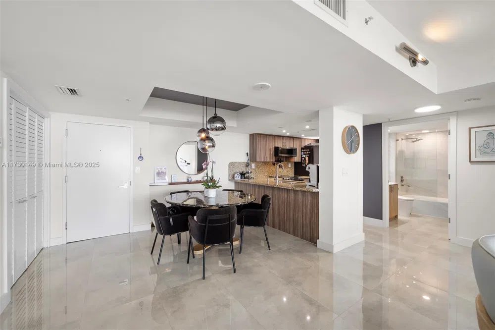 650 West Ave #1004 Miami Beach, FL 33139