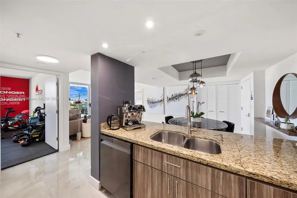 650 West Ave #1004 Miami Beach, FL 33139