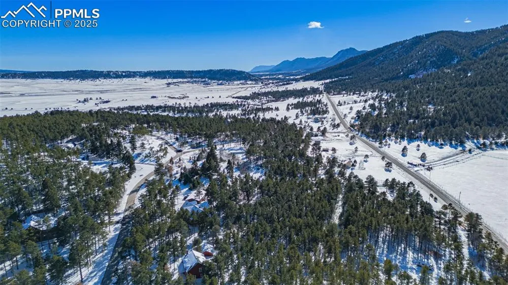 14420 S Perry Park Road Larkspur, CO 80118