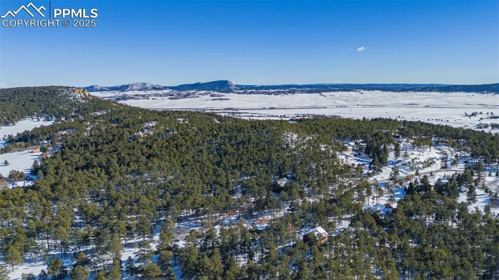 14420 S Perry Park Road Larkspur, CO 80118