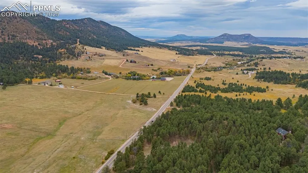 14420 S Perry Park Road Larkspur, CO 80118