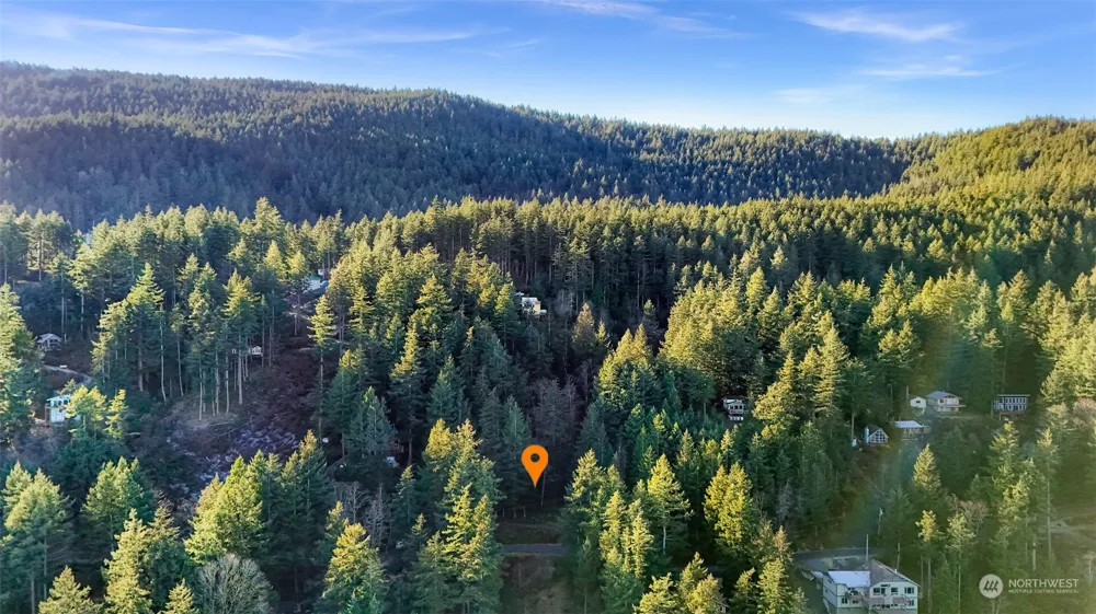 2981 Hales Passage Drive Lummi Island, WA 98262