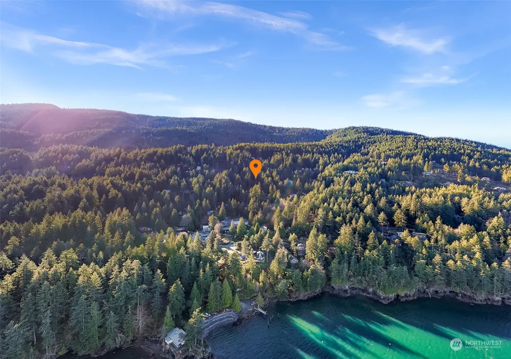 2981 Hales Passage Drive Lummi Island, WA 98262