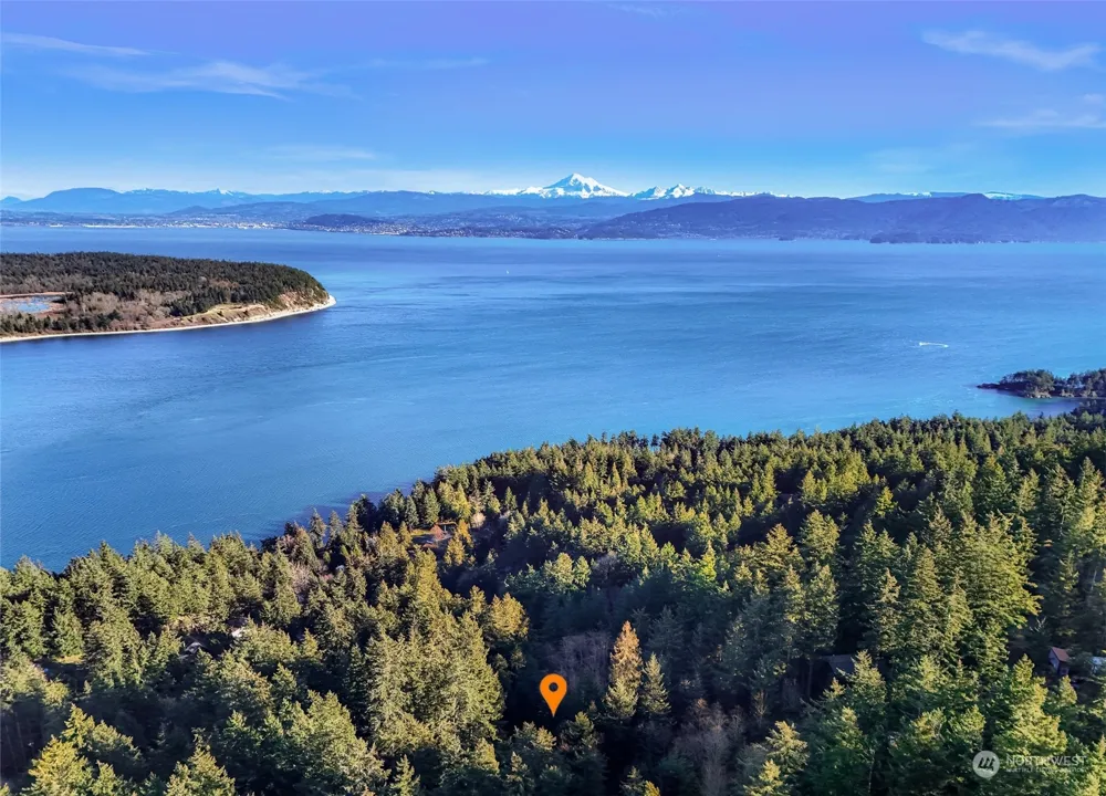 2981 Hales Passage Drive Lummi Island, WA 98262
