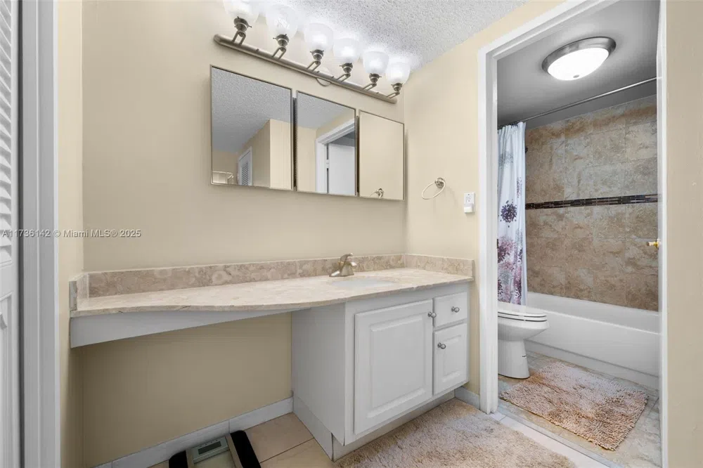 3725 S Ocean Dr #1110 Hollywood, FL 33019