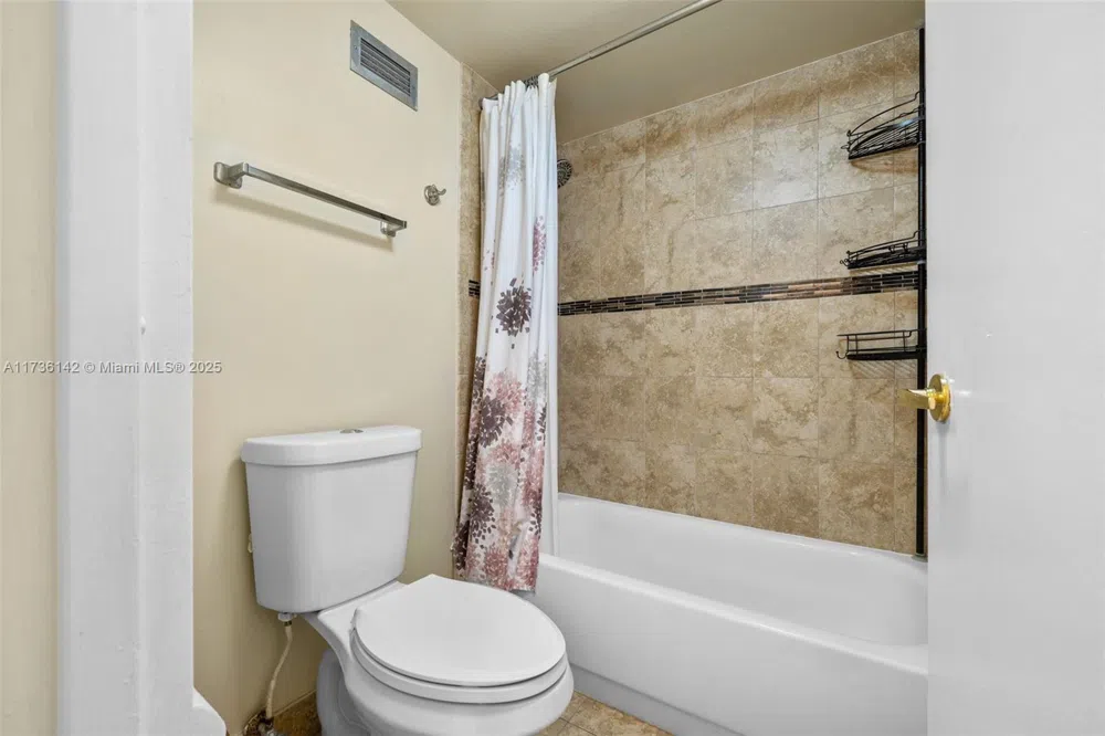 3725 S Ocean Dr #1110 Hollywood, FL 33019