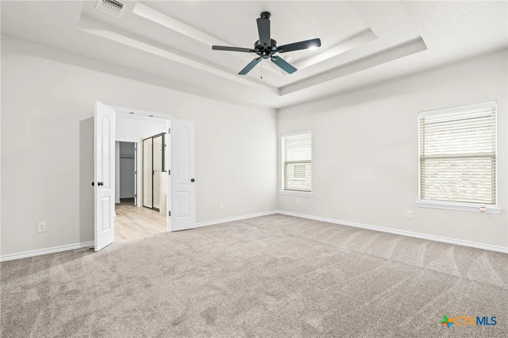 611 Dred Roger Circle Killeen, TX 76542