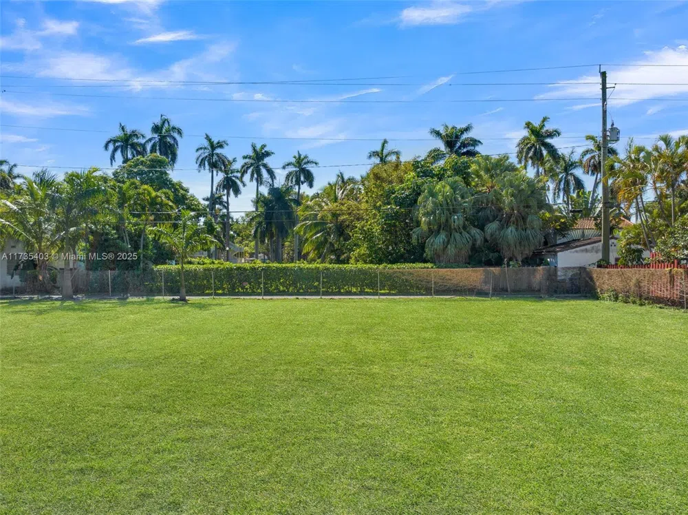 1312 Polk St Hollywood, FL 33019