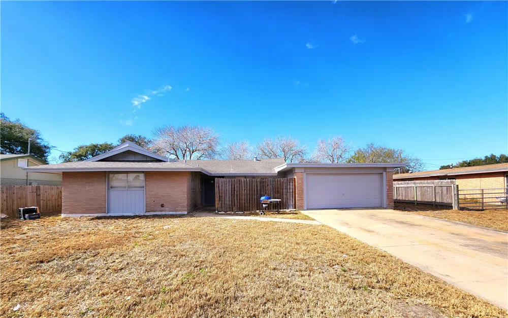 3146 Mill Brook Drive Corpus Christi, TX 78418