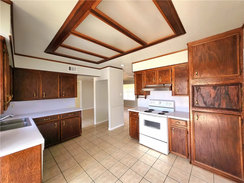 3146 Mill Brook Drive Corpus Christi, TX 78418