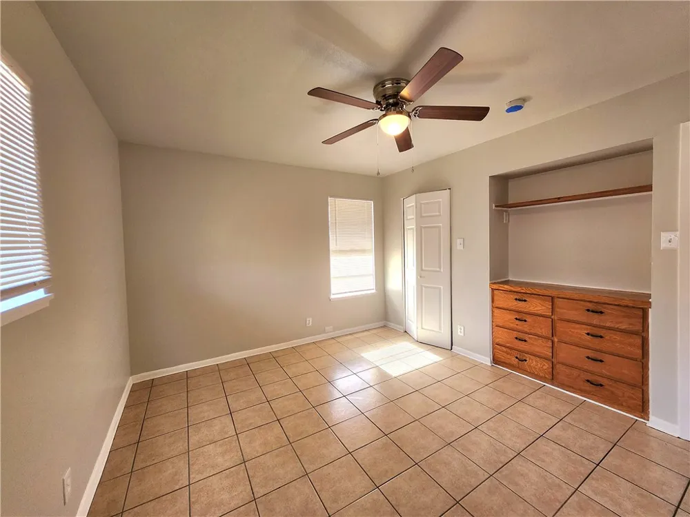 3146 Mill Brook Drive Corpus Christi, TX 78418