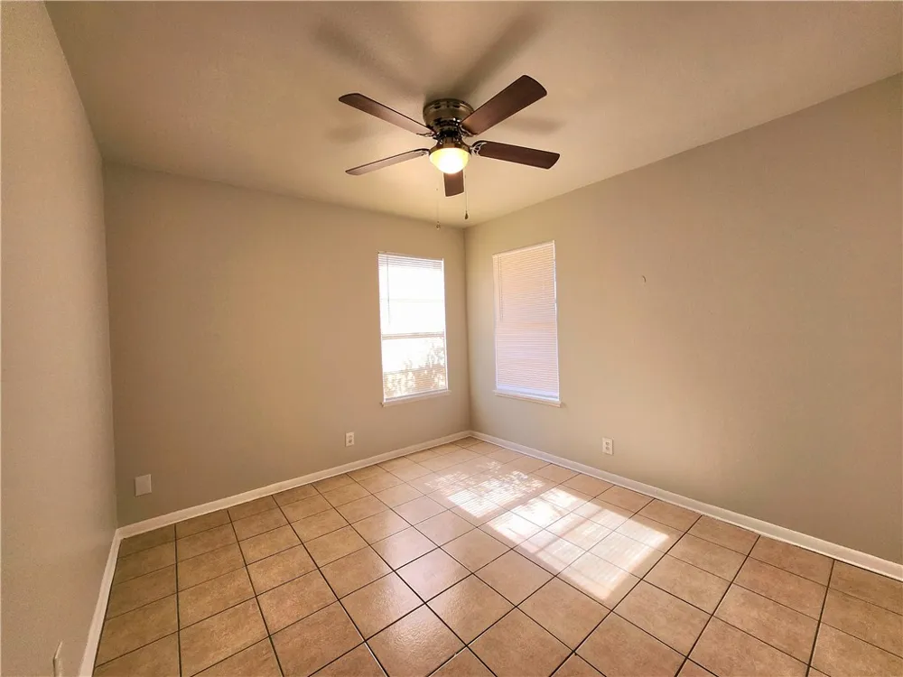3146 Mill Brook Drive Corpus Christi, TX 78418