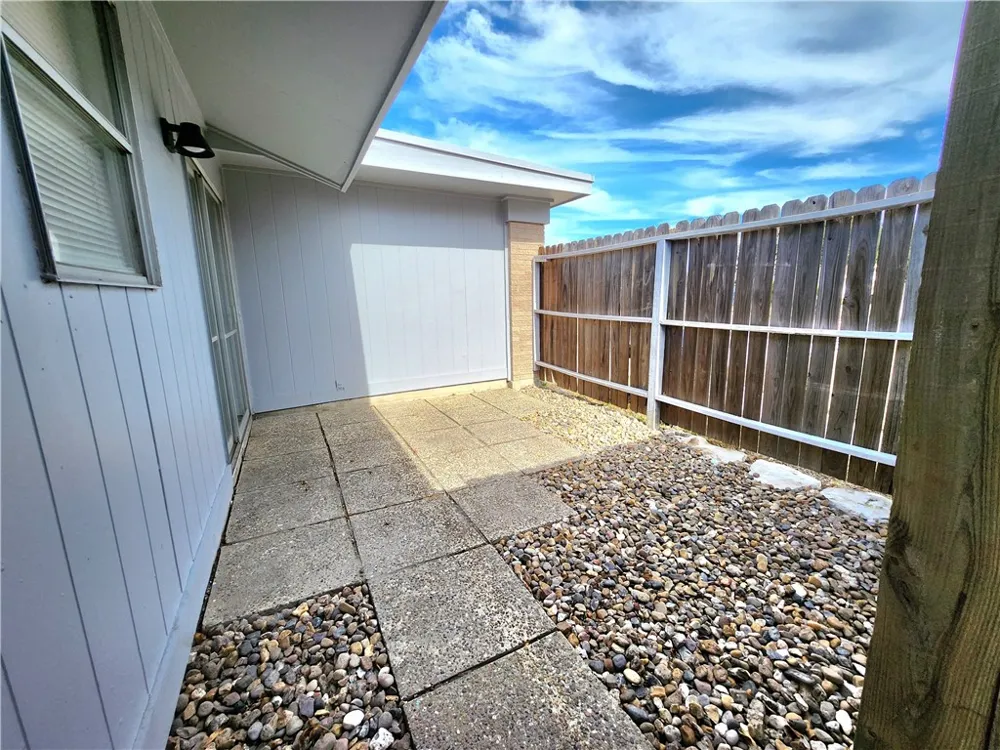 3146 Mill Brook Drive Corpus Christi, TX 78418