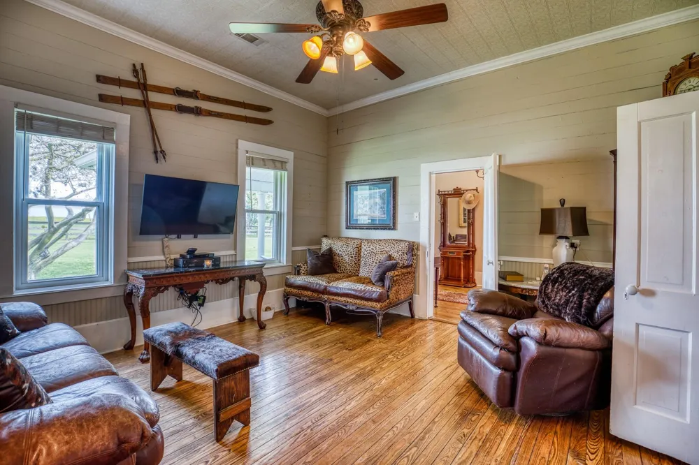 20751 Fm 1155 E Washington, TX 77880