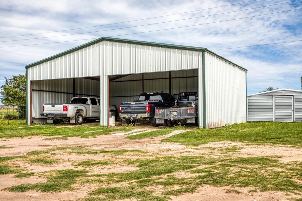 20751 Fm 1155 E Washington, TX 77880