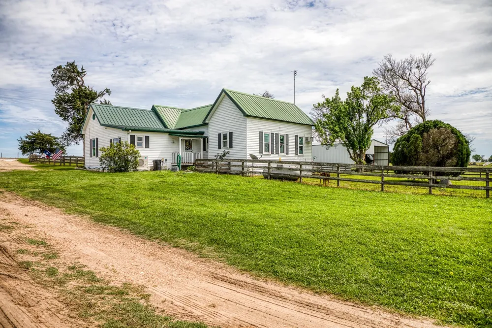 20751 Fm 1155 E Washington, TX 77880