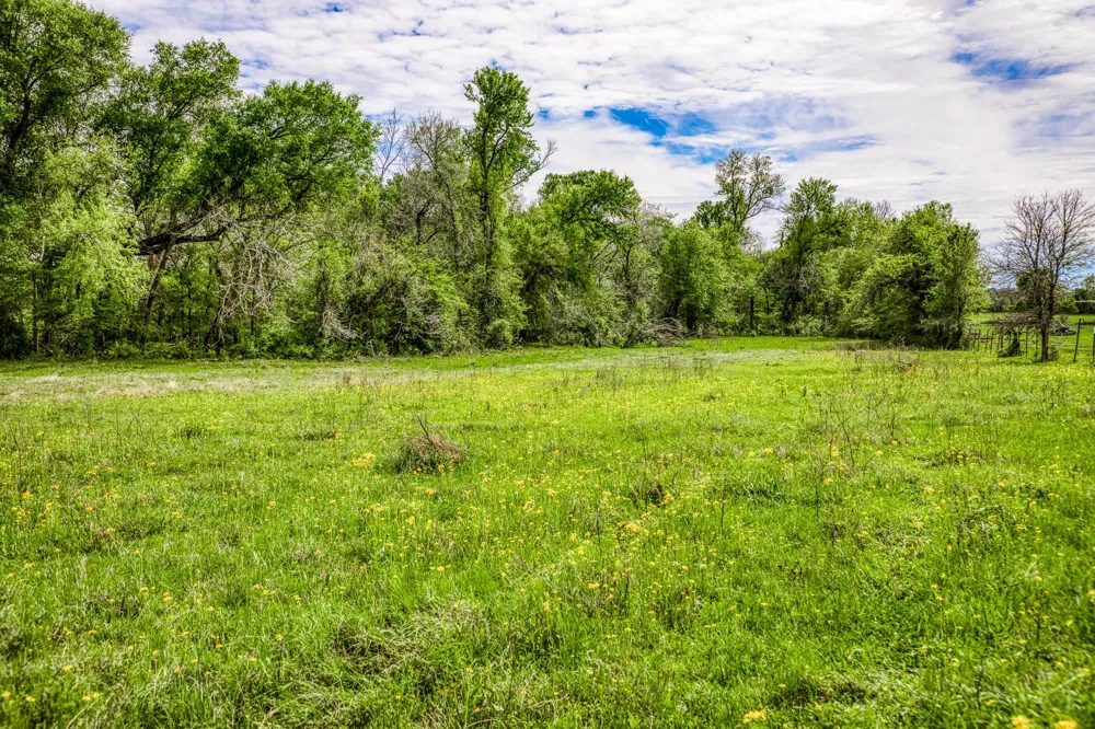 20751 Fm 1155 E Washington, TX 77880