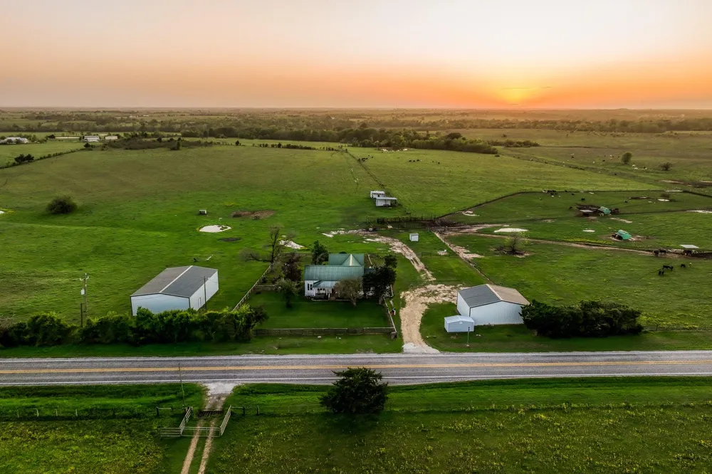20751 Fm 1155 E Washington, TX 77880