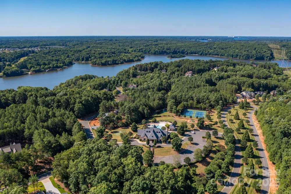 5036 Hermitage Court #211 Belmont, NC 28012