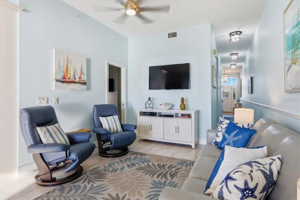 1900 GULF DRIVE #4 Bradenton Beach, FL 34217