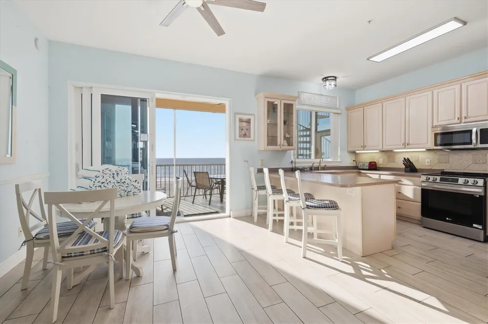 1900 GULF DRIVE #4 Bradenton Beach, FL 34217