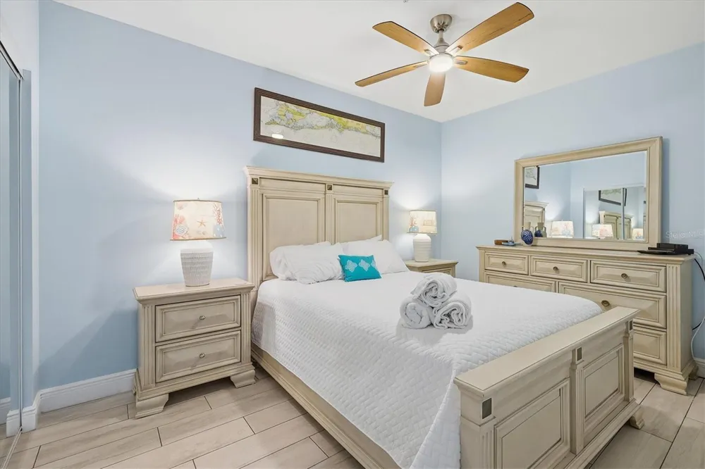 1900 GULF DRIVE #4 Bradenton Beach, FL 34217