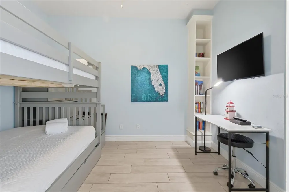 1900 GULF DRIVE #4 Bradenton Beach, FL 34217