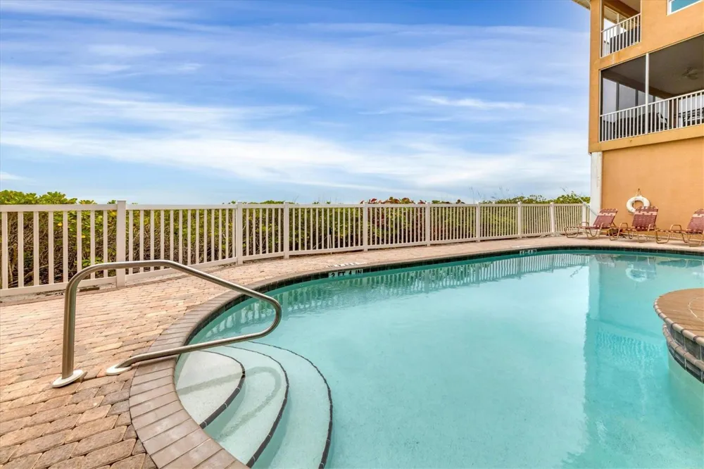 1900 GULF DRIVE #4 Bradenton Beach, FL 34217