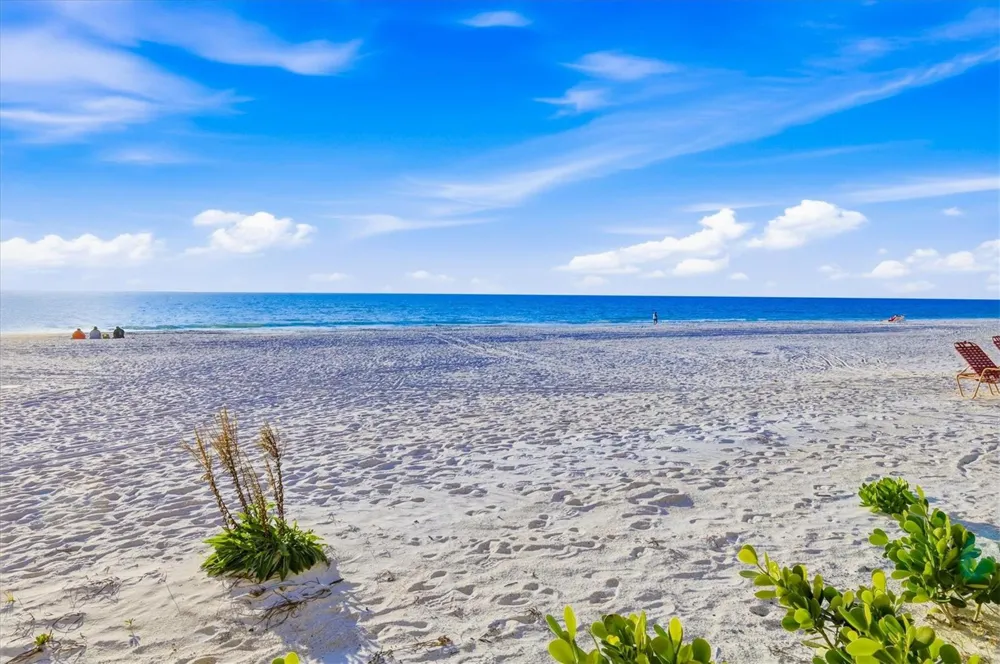 1900 GULF DRIVE #4 Bradenton Beach, FL 34217