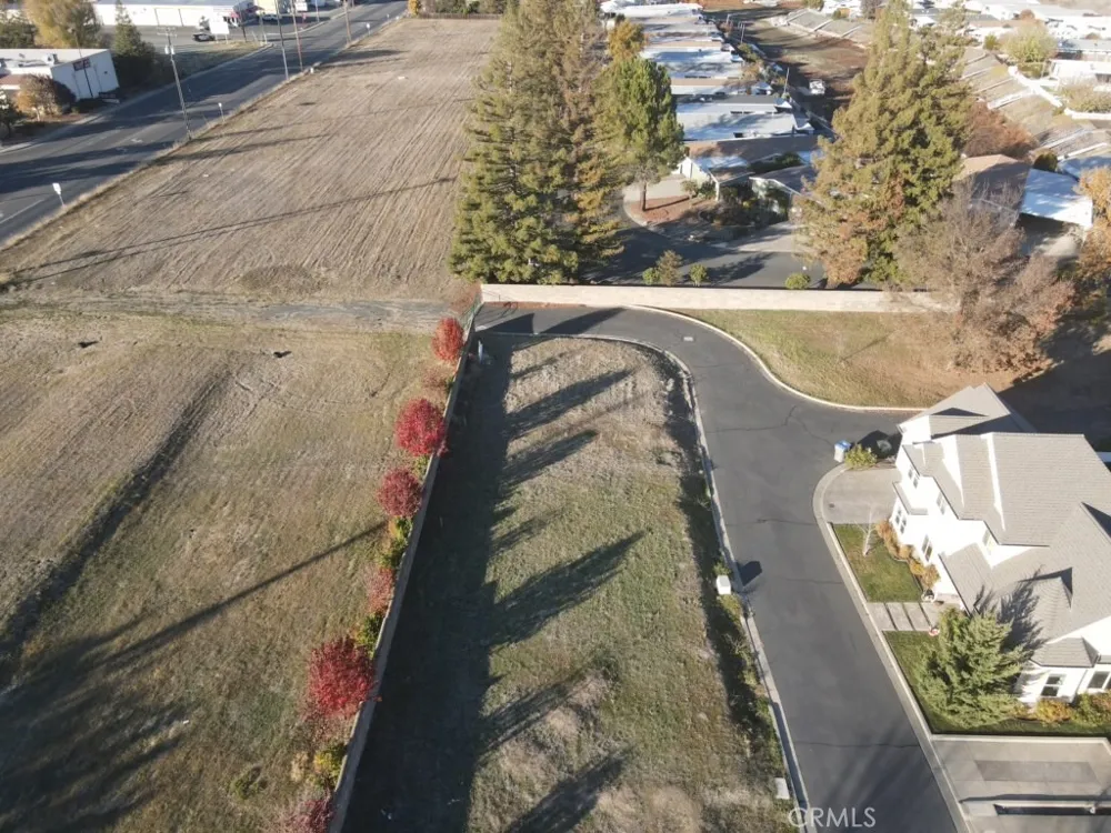 2021 Hampton Lakeport, CA 95453