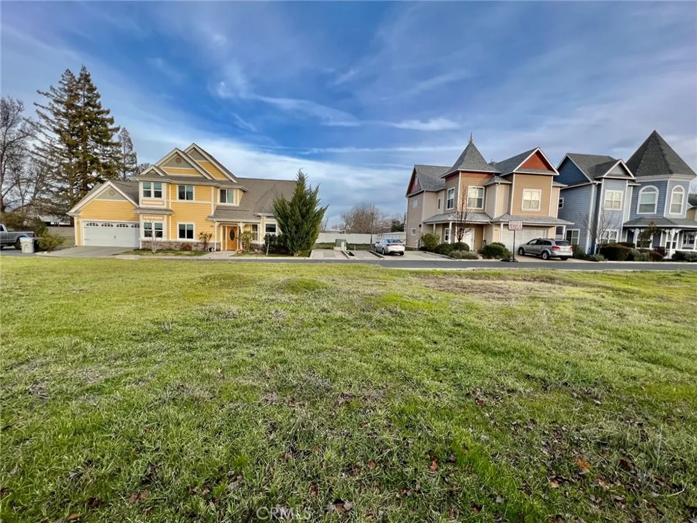 2021 Hampton Lakeport, CA 95453