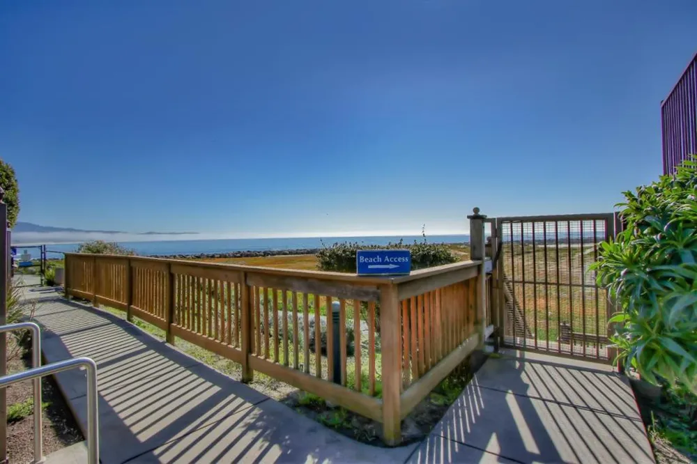 4100 Cabrillo Highway #105 Half Moon Bay, CA 94019