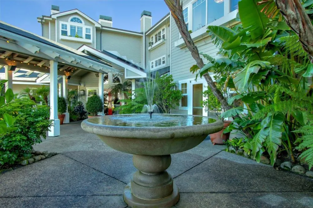 4100 Cabrillo Highway #105 Half Moon Bay, CA 94019