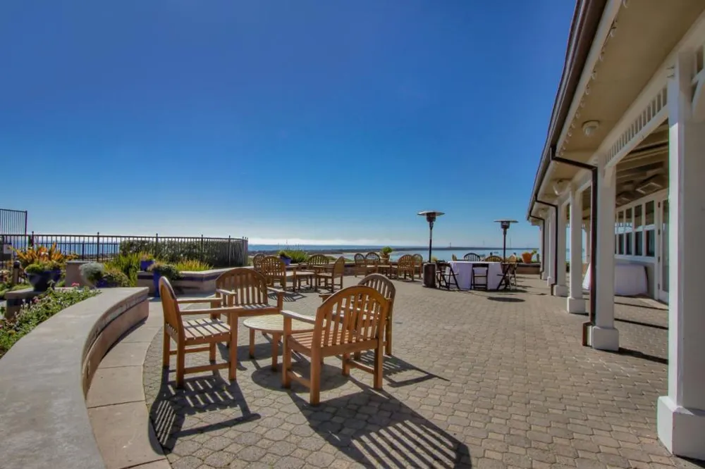 4100 Cabrillo Highway #105 Half Moon Bay, CA 94019