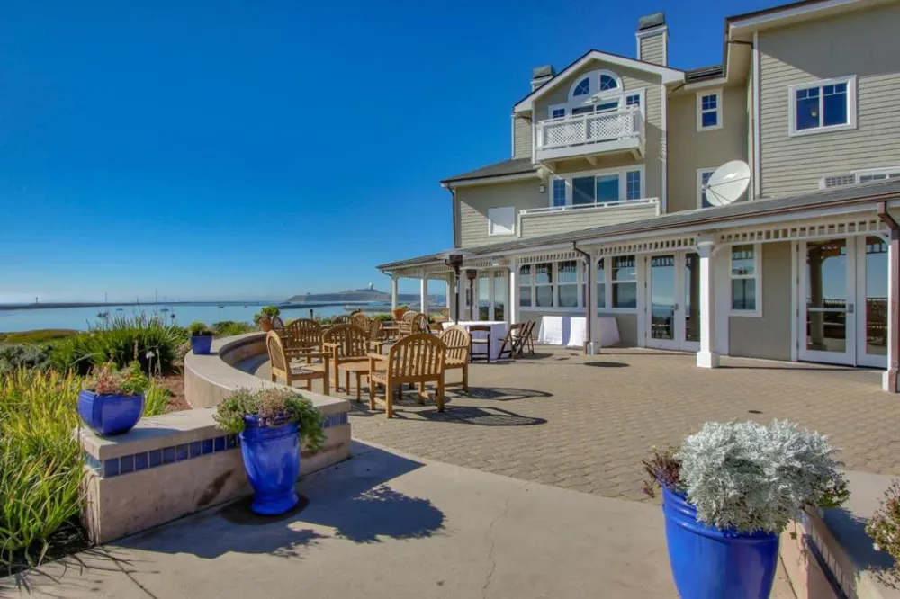 4100 Cabrillo Highway #105 Half Moon Bay, CA 94019