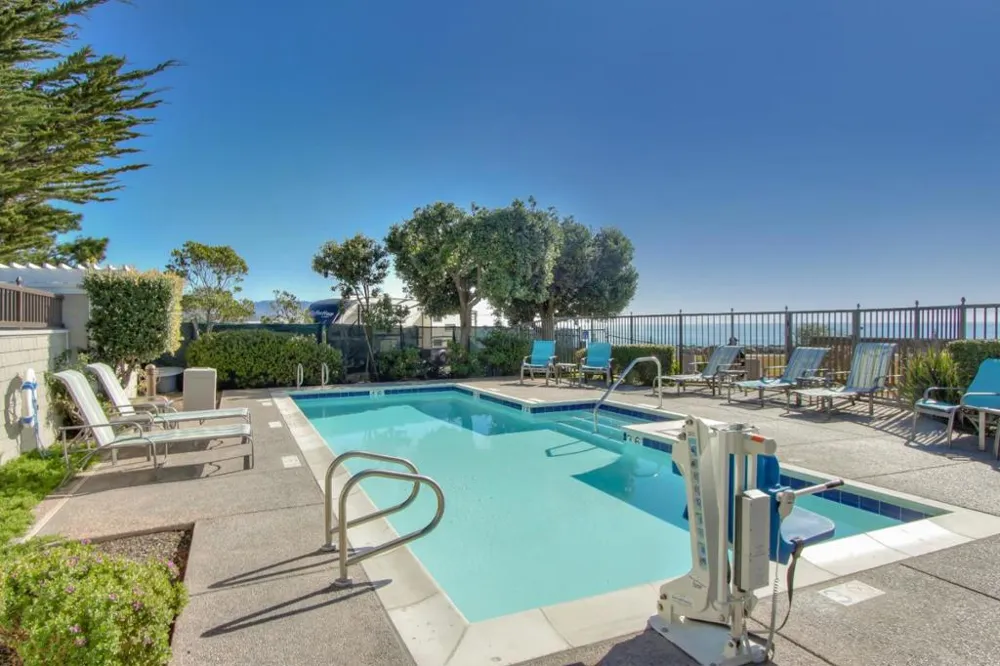 4100 Cabrillo Highway #105 Half Moon Bay, CA 94019