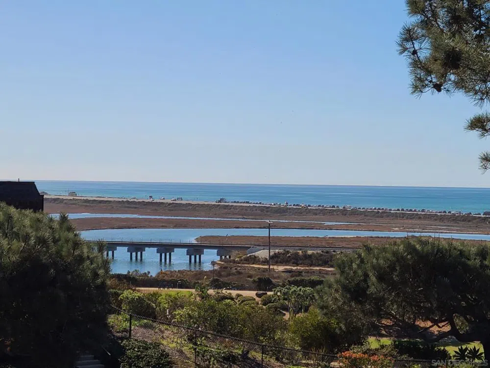 13055 Caminito Del Rocio Del Mar, CA 92014