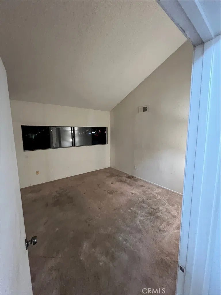 7940 University Avenue #34 La Mesa, CA 91942