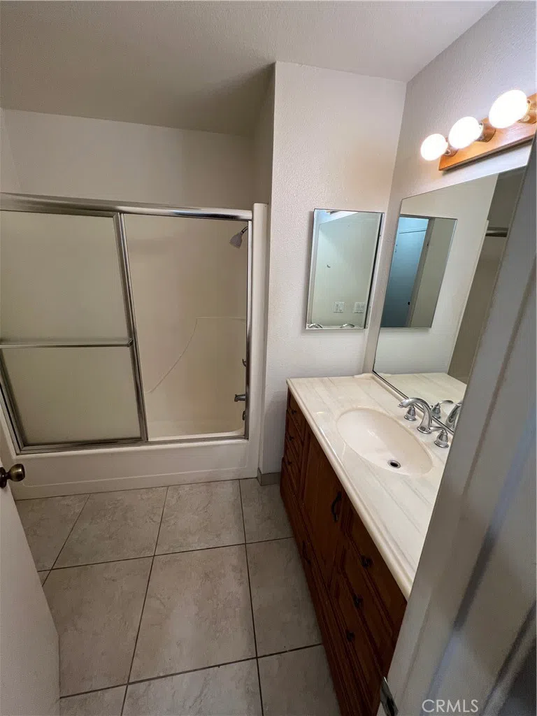 7940 University Avenue #34 La Mesa, CA 91942