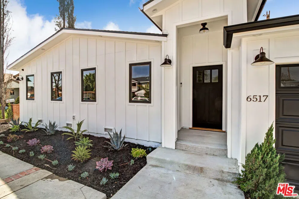 6517 Longridge Avenue Valley Glen, CA 91401