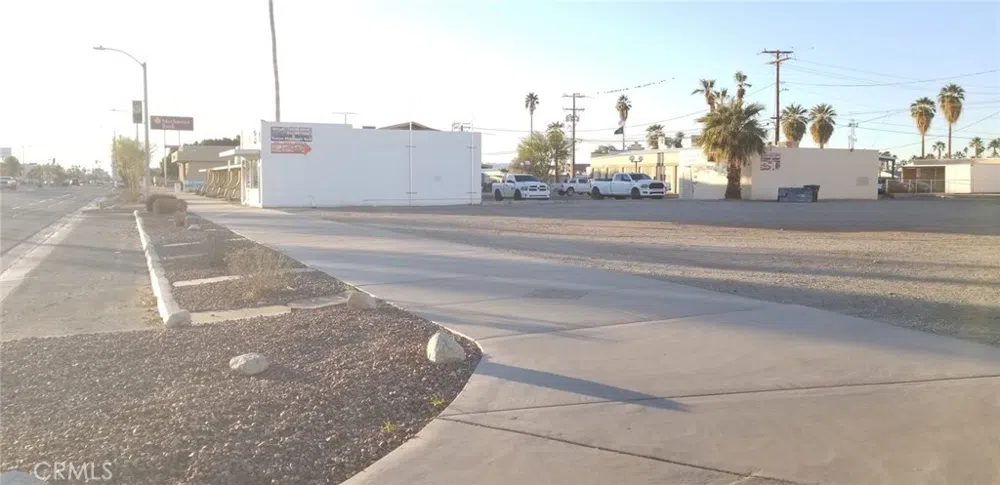 249 Hobson Way Blythe, CA 92225