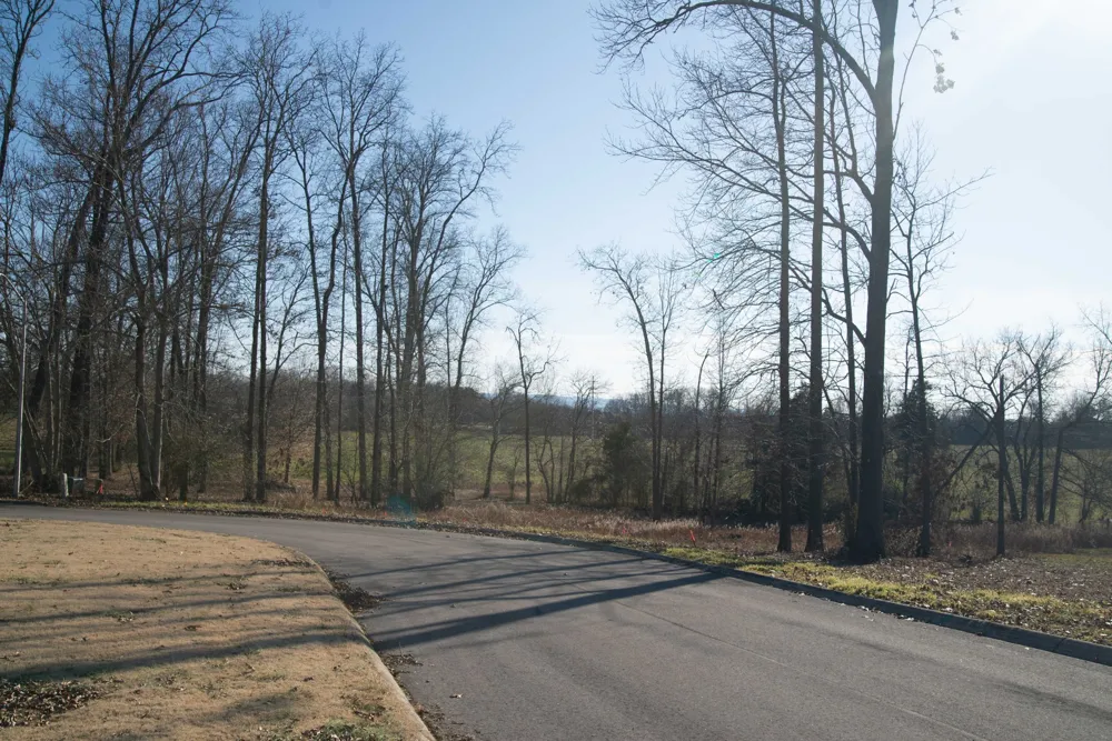 16 Cascade Drive Winchester, TN 37398