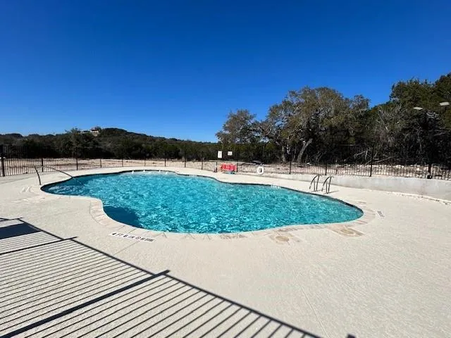 418 Private Road 1748 Road Mico, TX 78023