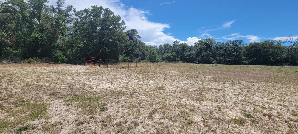 000 Hwy 77 Rockdale, TX 76567