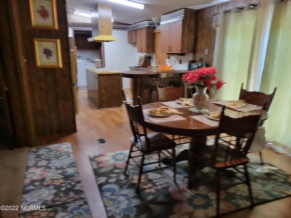 572 Main Street Edward, NC 27821