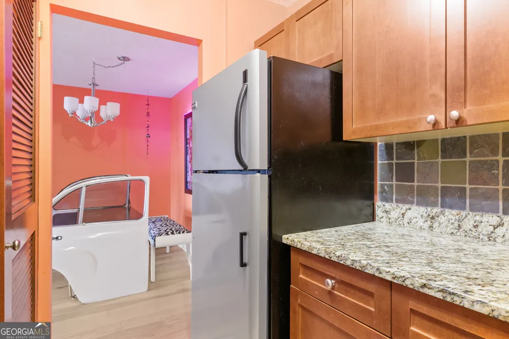 2479 Peachtree RD NE Atlanta, GA 30305