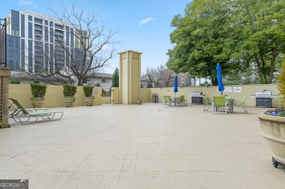 2479 Peachtree RD NE Atlanta, GA 30305